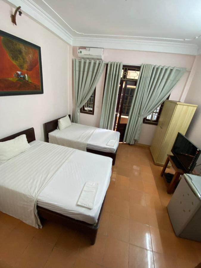 Hoàng Kiên Hotel Hanoï Extérieur photo